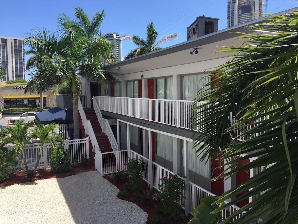 Up Midtown Motel Miami Exterior photo