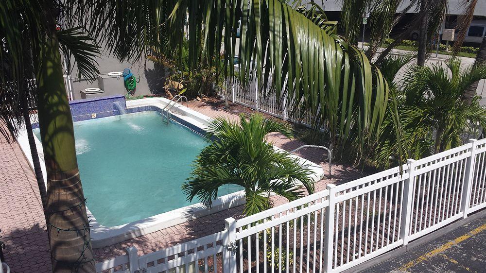 Up Midtown Motel Miami Exterior photo