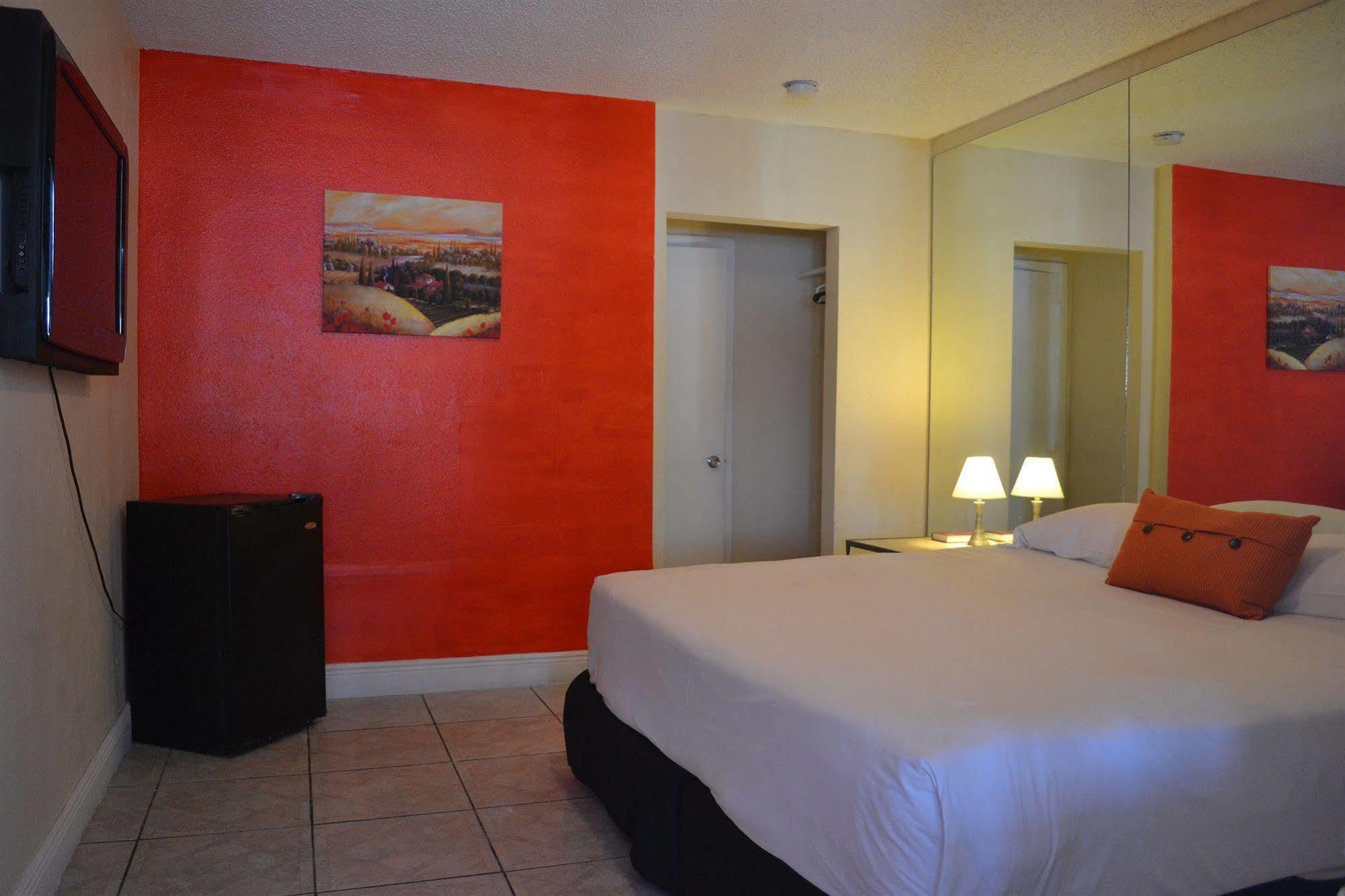 Up Midtown Motel Miami Exterior photo